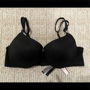 Victoria’s Secret T-Shirt Bra